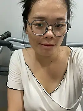 Bella0815 online show from 10-07-25, 09:28