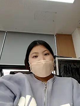 Snapshot of hello098712 chatting on 09-26-25, 03:21 hello098712 online show from 09-26-25, 03:21