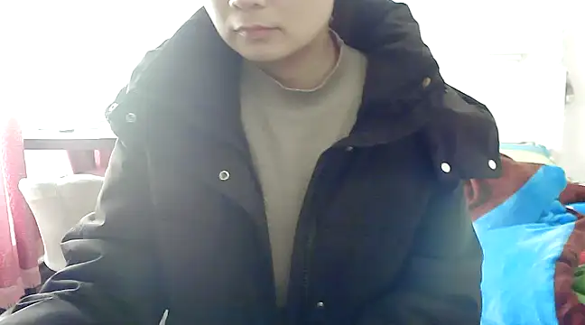 Snapshot of CN-Xiaoxi chatting on 02-12-25, 04:23 CN-Xiaoxi online show from 02-12-25, 04:23