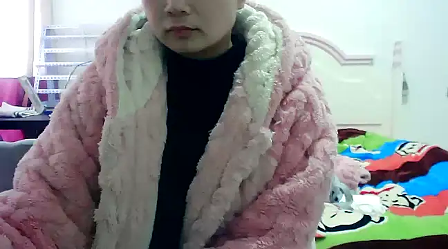 Snapshot of CN-Xiaoxi chatting on 03-04-25, 12:50 CN-Xiaoxi online show from 03-04-25, 12:50