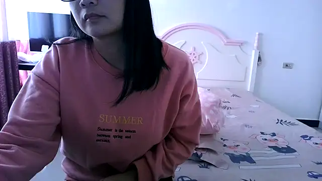 Snapshot of CN-Xiaoxi chatting on 11-01-25, 07:43 CN-Xiaoxi online show from 11-01-25, 07:43