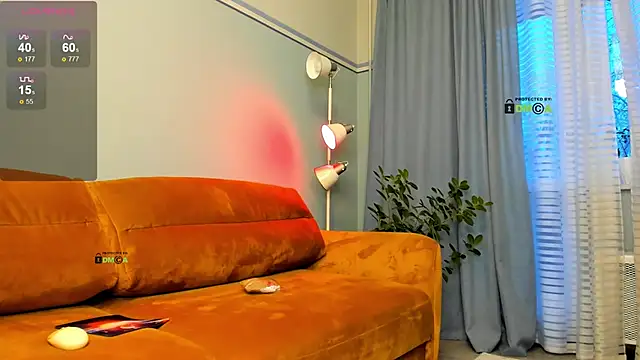 Snapshot of Your_dream_Alice chatting on 12-18-24, 01:02 Your dream Alice online show from 12-18-24, 01:02