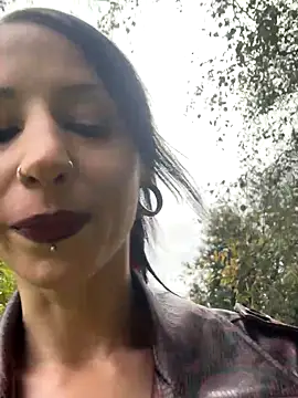 MissMidnightUK online show from 09-24-25, 03:59