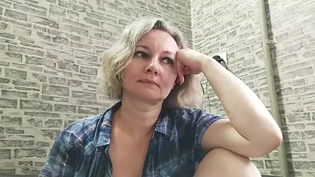 EdithManning online show from 01-14-25, 09:13