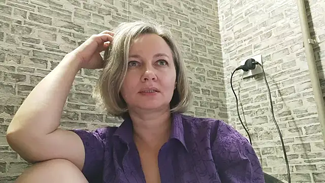 EdithManning online show from 02-01-25, 01:51