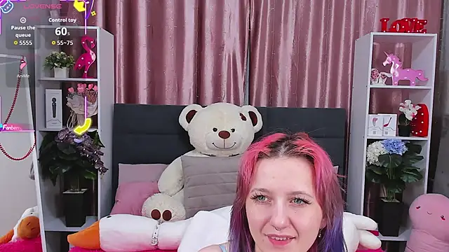 MiaKarlos online show from 11-22-25, 01:15