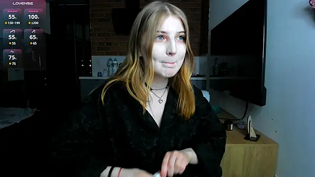 Snapshot of princessaalicc chatting on 03-07-25, 04:00 princessaalicc online show from 03-07-25, 04:00