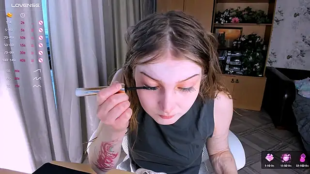 Snapshot of princessaalicc chatting on 09-11-25, 03:23 princessaalicc online show from 09-11-25, 03:23