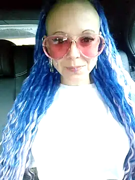 EdgesOfReality online show from 10-10-25, 03:11