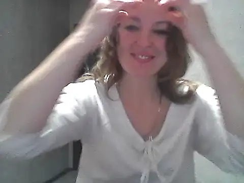 Snapshot of VselenaSun402 chatting on 01-15-25, 10:49 VselenaSun402 online show from 01-15-25, 10:49