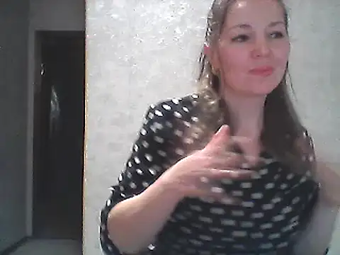 Snapshot of VselenaSun402 chatting on 01-21-25, 12:18 VselenaSun402 online show from 01-21-25, 12:18