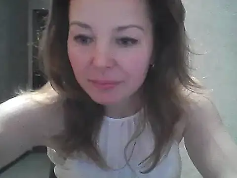 Snapshot of VselenaSun402 chatting on 01-23-25, 11:48 VselenaSun402 online show from 01-23-25, 11:48