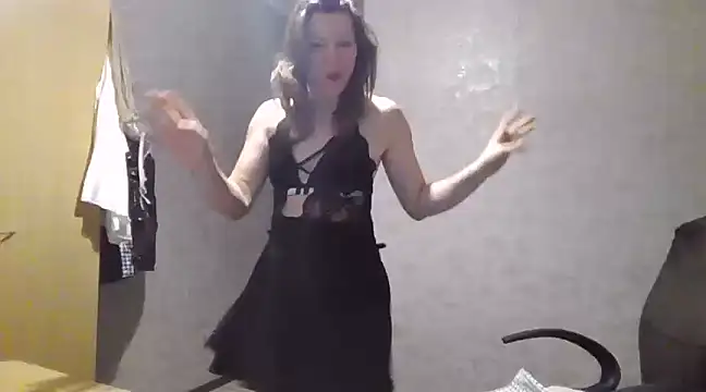 Snapshot of VselenaSun402 chatting on 01-27-25, 03:07 VselenaSun402 online show from 01-27-25, 03:07