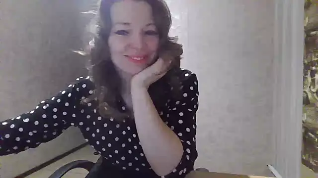 Snapshot of VselenaSun402 chatting on 02-01-25, 10:05 VselenaSun402 online show from 02-01-25, 10:05