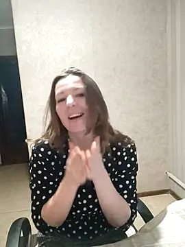 Snapshot of VselenaSun402 chatting on 02-08-25, 12:17 VselenaSun402 online show from 02-08-25, 12:17