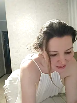 Snapshot of VselenaSun402 chatting on 02-19-25, 10:01 VselenaSun402 online show from 02-19-25, 10:01