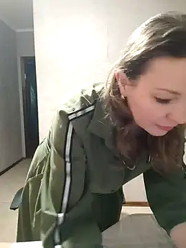 Snapshot of VselenaSun402 chatting on 02-20-25, 12:57 VselenaSun402 online show from 02-20-25, 12:57