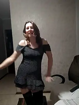 Snapshot of VselenaSun402 chatting on 03-06-25, 01:46 VselenaSun402 online show from 03-06-25, 01:46