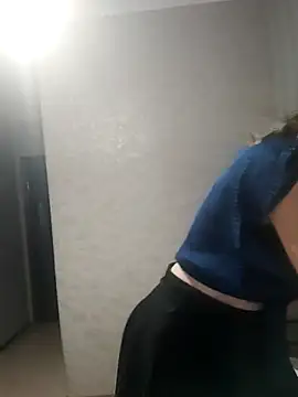 Snapshot of VselenaSun402 chatting on 03-07-25, 09:40 VselenaSun402 online show from 03-07-25, 09:40