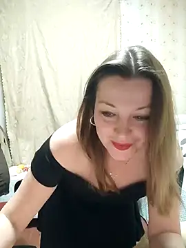 Snapshot of VselenaSun402 chatting on 12-21-25, 02:24 VselenaSun402 online show from 12-21-25, 02:24