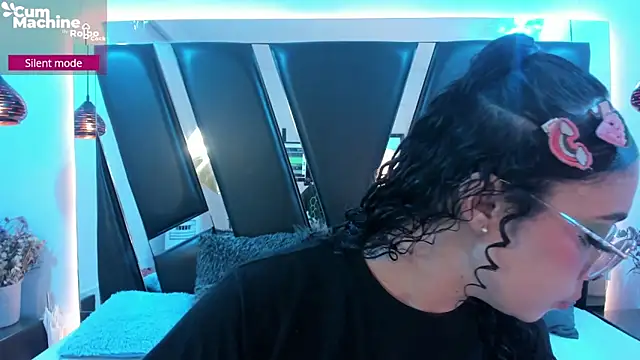 antonelllepiercee online show from 09-11-25, 11:32