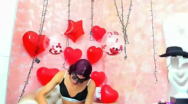 NahomiWhitel online show from 02-06-25, 03:09