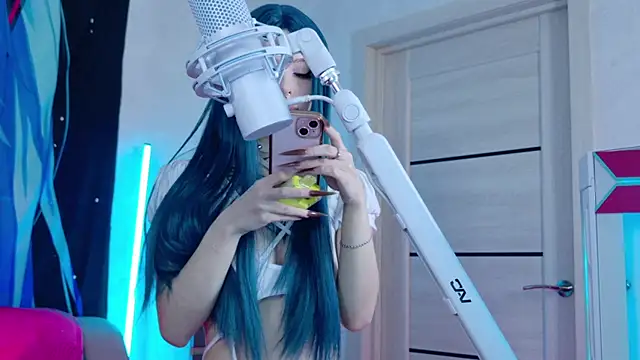 Aurora Natsuki online show from 11-22-25, 11:31