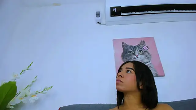 Snapshot of Fernanda_brown18 chatting on 10-02-25, 07:21 Fernanda brown18 online show from 10-02-25, 07:21