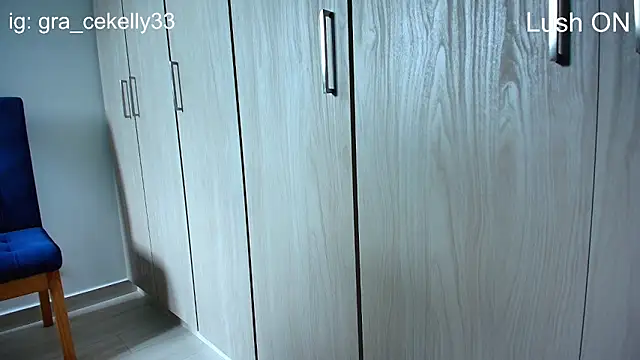 gracekelly12 online show from 09-18-25, 07:16