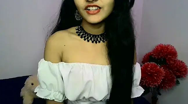 Snapshot of SUZY_FROMUS chatting on 12-09-24, 05:51 SUZY FROMUS online show from 12-09-24, 05:51