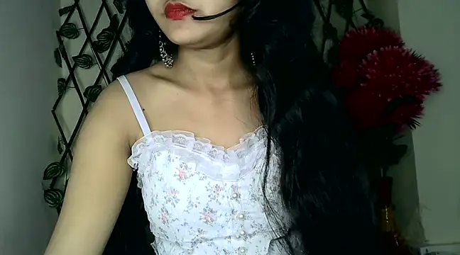 Snapshot of SUZY_FROMUS chatting on 01-16-25, 08:25 SUZY FROMUS online show from 01-16-25, 08:25