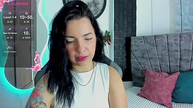 tatiana sc online show from 11-30-25, 12:31