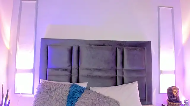 EmmaBecket2 online show from 12-31-24, 06:59