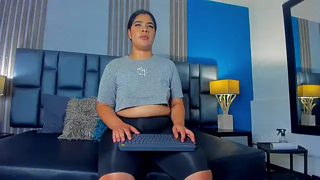 EmmaBecket2 online show from 01-15-25, 10:27