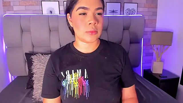 EmmaBecket2 online show from 01-17-26, 04:39