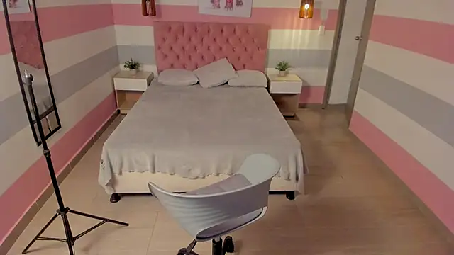 Carol Pinter online show from 12-30-24, 12:42