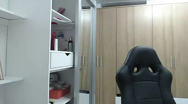 RoxanaLove9 online show from 01-02-25, 04:20