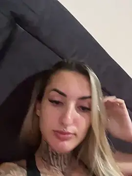 hotskinny1 online show from 03-05-25, 04:57