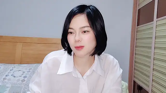 Linda-LL online show from 02-06-25, 07:24