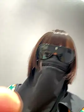 Linda-LL online show from 09-30-25, 05:34