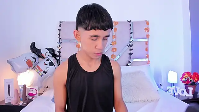 Thayler jones online show from 10-12-25, 11:20