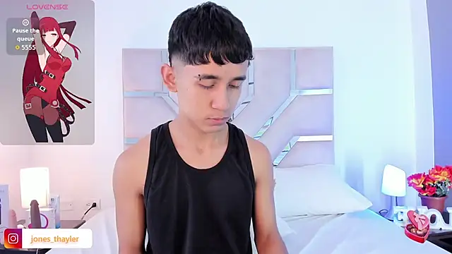 Thayler jones online show from 12-01-25, 12:10