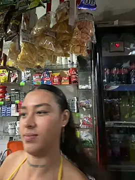 Snapshot of paisitahot1975 chatting on 02-08-25, 04:36 paisitahot1975 online show from 02-08-25, 04:36