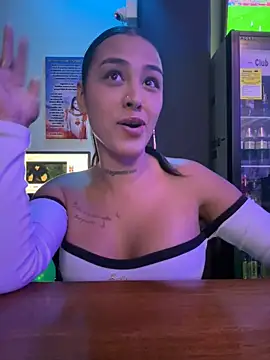 Snapshot of paisitahot1975 chatting on 02-12-25, 11:30 paisitahot1975 online show from 02-12-25, 11:30