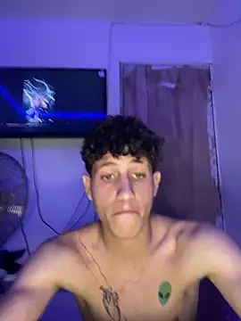 LatinBoysxxx online show from 01-05-25, 03:11