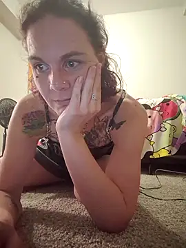 thatonespicychick online show from 12-20-24, 01:54