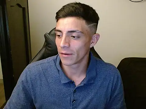 Snapshot of kv___xxx_ chatting on 10-29-25, 11:06 kv xxx online show from 10-29-25, 11:06