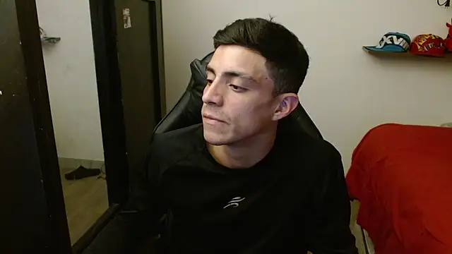 Snapshot of kv___xxx_ chatting on 11-12-25, 10:41 kv xxx online show from 11-12-25, 10:41