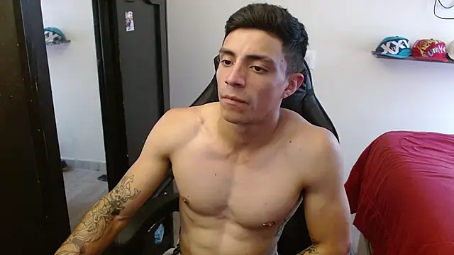 Snapshot of kv___xxx_ chatting on 11-15-25, 06:37 kv xxx online show from 11-15-25, 06:37