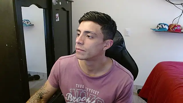 Snapshot of kv___xxx_ chatting on 11-16-25, 06:13 kv xxx online show from 11-16-25, 06:13